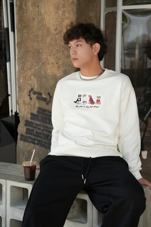 544364371刺绣小狗圆领卫衣 商品图2