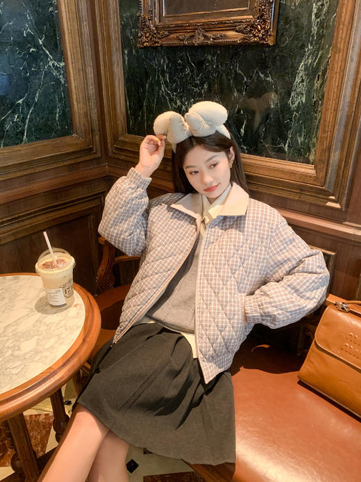 <曾小咸推荐> 现货秒杀！微信超特价！灰紫色夹棉翻领两面穿外套 日常359.99 立减190 秒杀169.99！ 商品图8