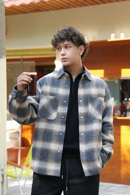 544073484格纹衬衫棉服 商品图1