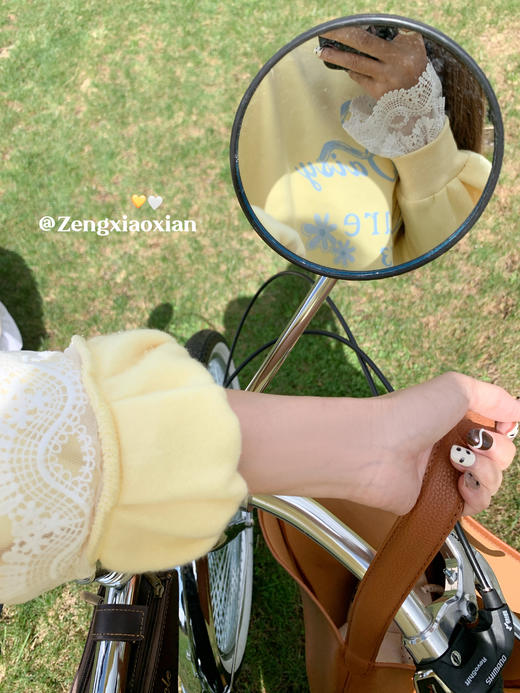 <曾小咸推荐> 现货秒杀！微信超特价！蕾丝黄色无帽圆领卫衣（加绒） 日常189.99 立减90 秒杀99.99！ 商品图12