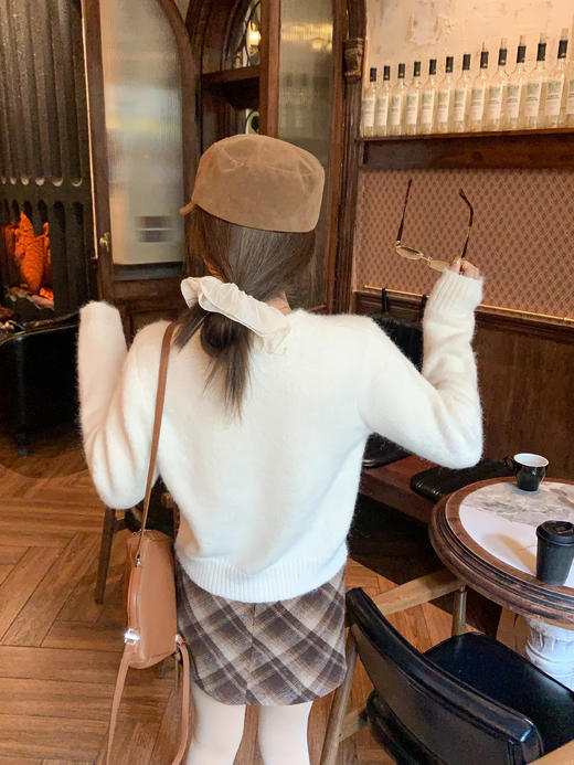 <曾小咸推荐> 现货秒杀！微信超特价！ 微信超特价！撞色花边毛衣开衫 日常209.99 立减120 秒杀89.99 ！咖格子半裙 日常129.99 秒杀69.99！ 商品图14