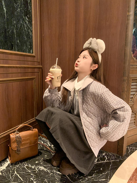 <曾小咸推荐> 现货秒杀！微信超特价！灰紫色夹棉翻领两面穿外套 日常359.99 立减190 秒杀169.99！ 商品图7