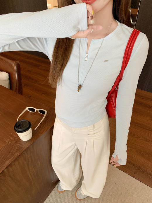 <曾小咸推荐> 现货秒杀！微信超特价！半拉链蓝色t恤修身打底衫 日常139.99 立减70 秒杀69.99！ 商品图8