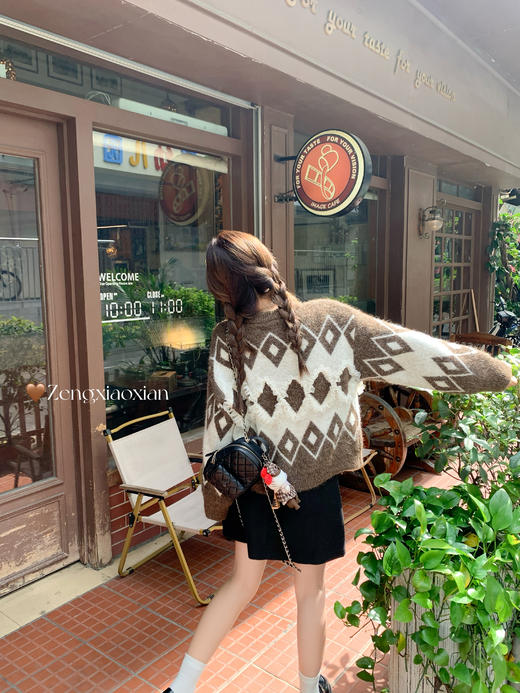 <曾小咸推荐> 现货秒杀！微信超特价！复古咖色菱格毛衣开衫 日常219.99 立减120 秒杀99.99！ 商品图10