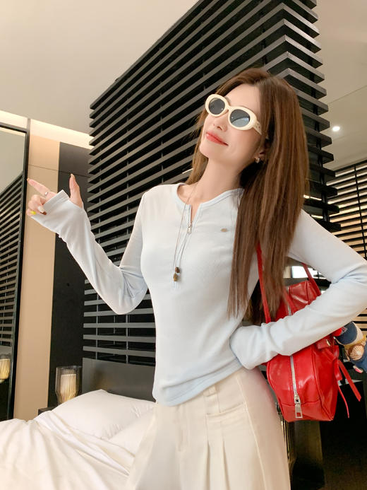 <曾小咸推荐> 现货秒杀！微信超特价！半拉链蓝色t恤修身打底衫 日常139.99 立减70 秒杀69.99！ 商品图10