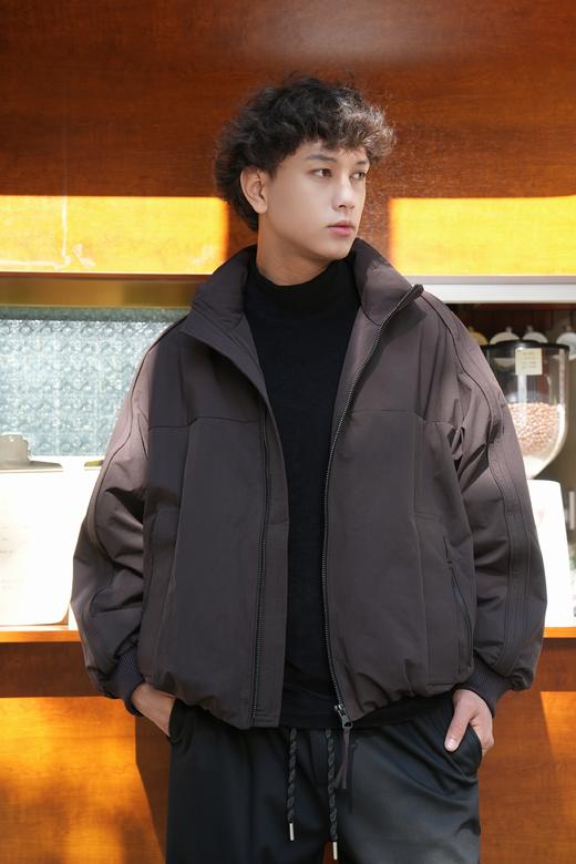 541974587设计感分割羽绒服 商品图0