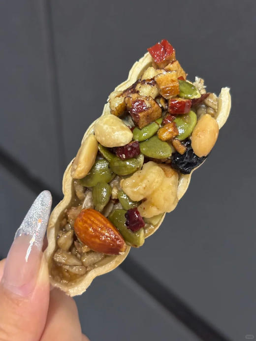 【坚果小船酥】❗️整条船的坚果❗️29.9💰到手足足3大袋❗️造型独特❗️一口下去满满坚果香❗️香❗️脆❗️ ✅坚果果干搭配 商品图7