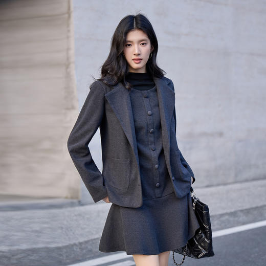 奢姿大码女装2025冬季西装外套胖妹妹百搭职业装气质休闲西服上衣9954394361A 商品图2