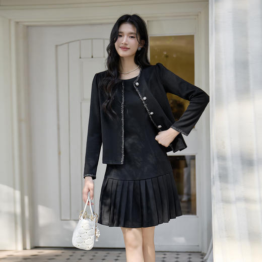 奢姿大码女装2025冬季胖妹妹时尚小香风外套气质百褶设计半裙套装9954994384 商品图2