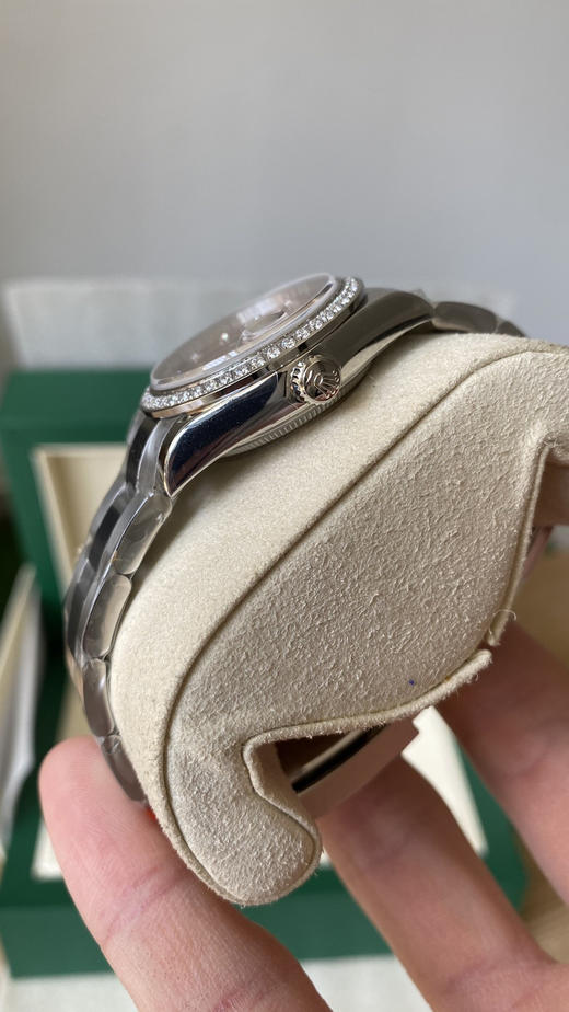 Noob official依心而行，浪漫在日常生活里...
同步专柜全色泽型号齐全！升级v2版，细节再次提升 Noob Factory新品劳力士Rolex女款蚝式日志型腕表31mm正品原版开模❕❕❕ 商品图4