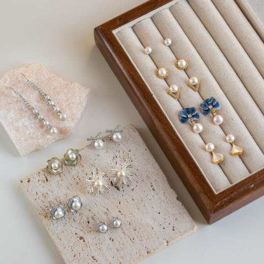 【买两件送首饰盲盒一个，耳钉款下单备注可送耳夹改】MS Lemuguet淡水珍珠系列首饰 | 淡水珍珠 精致设计 光泽细腻 莹润透亮 款式多样 优雅动人 商品图0