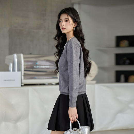 奢姿大码女装2025冬季时尚钻饰圆领针织开衫胖妹妹气质减龄上衣9854670277 商品图3