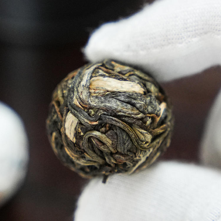 【老班章龙珠】2020年老班章生茶龙珠古树纯料80g/罐