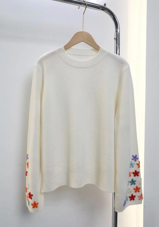 2色可选~【“小花海”重磅纯手工钩花100%羊毛针织衫🐑】松软垂顺，保暖不压身~无标发货WD 商品图5