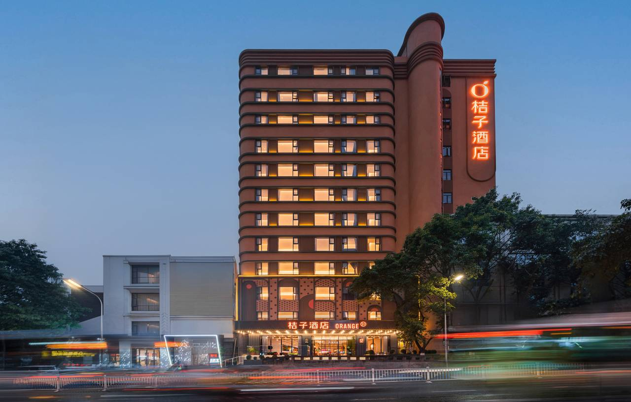 桔子酒店（重庆李子坝牛角沱地铁站店） 大床房