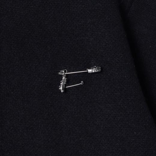 82551SDSA男士秋冬新款痞帅男装重工十字珠子纽扣开衫圆领毛衣百搭时尚 商品图3