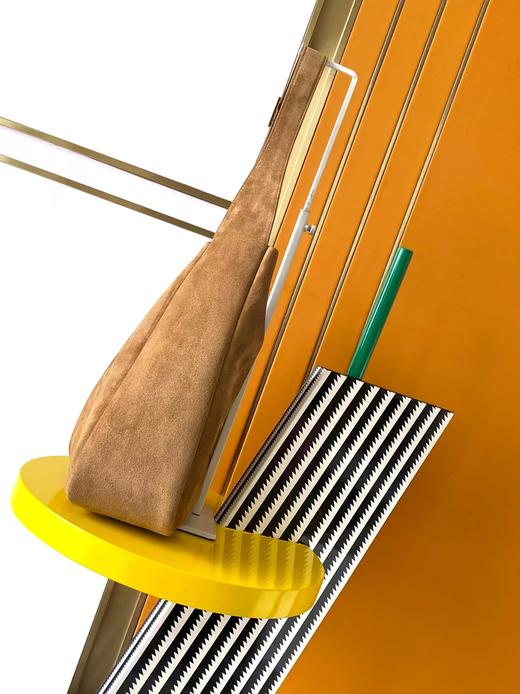 圣罗兰 LE5A7 经典品牌字母微标 麂皮 手提单肩包 焦糖棕色 大号磨砂皮手袋（LZ） 商品图1