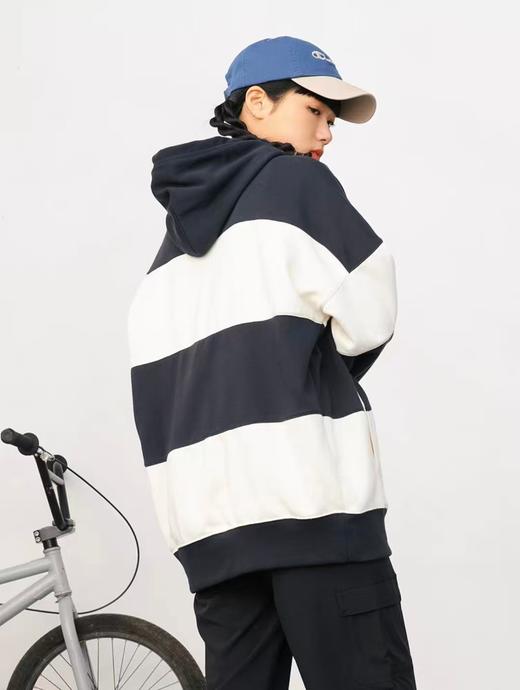 Champion 连帽卫衣  179.9元 QS - 636960 线下同时售卖 不保证有货 无原包装 介意勿拍 商品图1