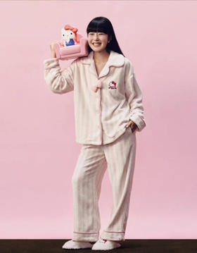 暖绒绒～野兽家HelloKitty法兰绒家居服 胸前立体蝴蝶结 可爱满分