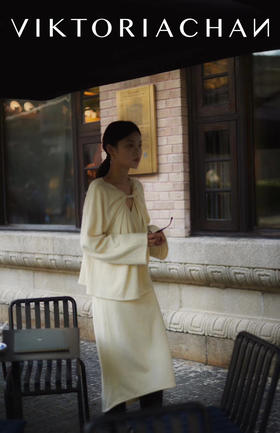 Viktoria Chan | AW2150 Allie wool pencil skirt [半身裙 白]【HOLIDAY】