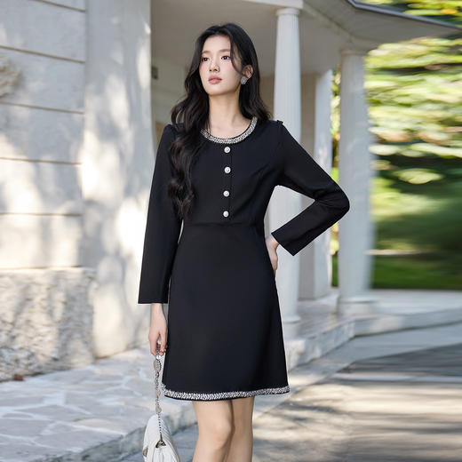奢姿大码女装2025新款冬季胖妹妹黑色针织长袖气质名媛连衣裙9954870375 商品图1