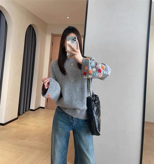 2色可选~【“小花海”重磅纯手工钩花100%羊毛针织衫🐑】松软垂顺，保暖不压身~无标发货WD 商品图8