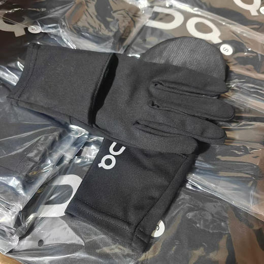 原单正品 On昂跑手套是真懂跑者——
尺码S-L 原价420 商品图10