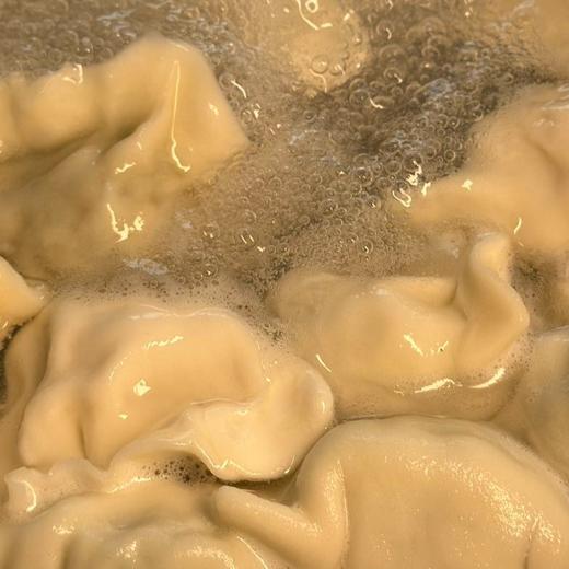 【现做现发，4天内发货】【满3盒起送】生态厨房有手工水饺，面皮顺滑、劲道，馅料鲜香本味，0添加自然调味，匠心手工包制，只为安全、好吃和营养，20克x15个/盒【生鲜发出不拒收不退回】 商品图7