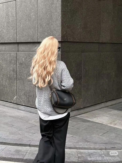 LV express 小号 油蜡牛皮 单肩斜挎包 商品图1