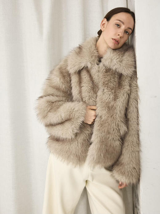 Running Closet｜环保毛大领外套 [ 米 仿皮草 ] 【LCM】 商品图1