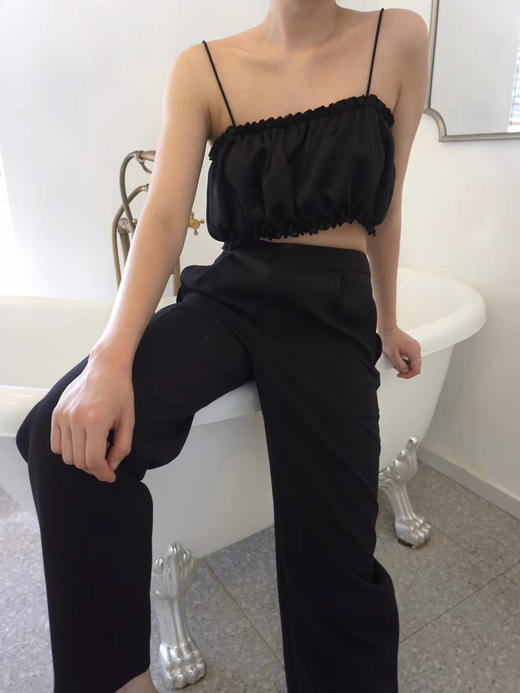 Viktoria Chan | AW2005 Sandy Cropped TOP [上衣]【HOLIDAY】 商品图2