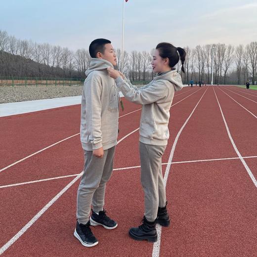 有机棉灰色连帽卫衣 休闲针织帽衫 亲子情侣款 儿童成人男女运动衣 适合春秋季外穿/冬季打底的基础款卫衣 素道敦煌天然有机彩棉织造 舒适安全健康 [漳州仓] 商品图1