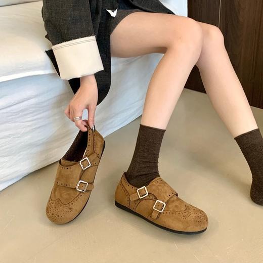 【ZUXIU 国风浮雕加绒皮鞋】三色可选，浮雕设计+皮扣搭配，复古国风设计，内里加绒+橡胶底，暖你一冬天~ 商品图6