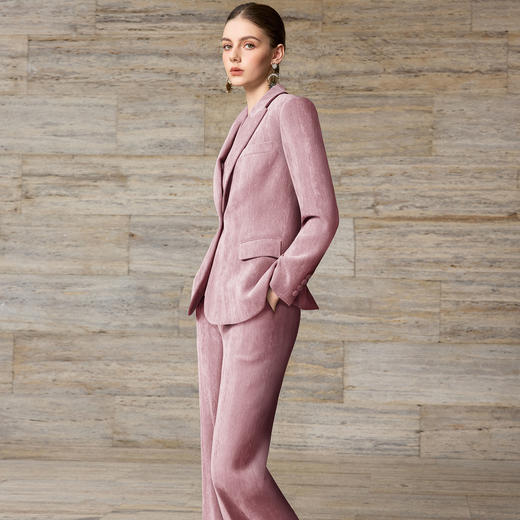 IWY/老钱风粉色丝绒西装套装女秋冬气质通勤职业装阔腿裤两件套J25CP266 商品图4