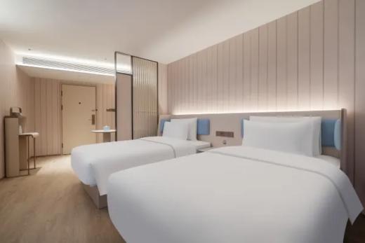 汉庭酒店（重庆李子坝牛角沱地铁站店）双床房 商品图1