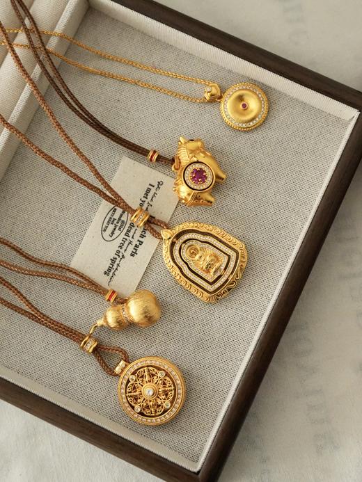 柳岩代言周大金品牌古法沙金转运毛衣链 商品图8