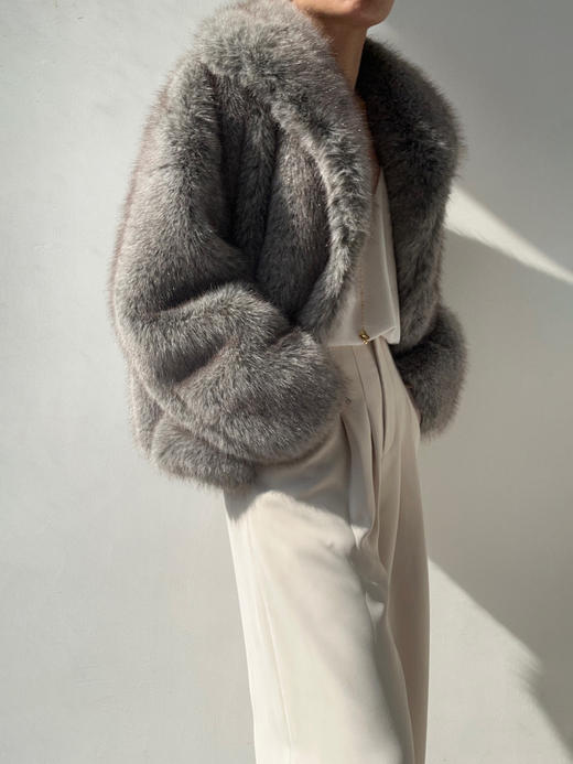 Running Closet｜仿貂毛外套 [ 灰 仿皮草 ] 【LCM】 商品图9