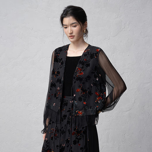 【林栖设计小店】真丝衫植绒提花设计感新中式宽松2026早春新款开衫上衣女1961124 商品图3