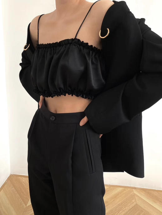 Viktoria Chan | AW2005 Sandy Cropped TOP [上衣]【HOLIDAY】 商品图9