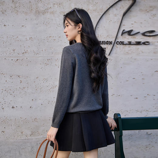 奢姿大码女装2025秋季胖妹妹时尚花朵刺绣针织开衫气质减龄上衣9854691075 商品图3