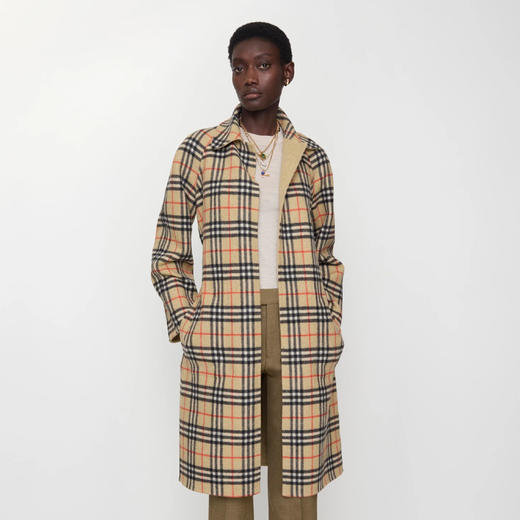BURBERRY 巴宝莉 女士双面羊毛裹身大衣 卡其色 8110900 B9368 商品图3