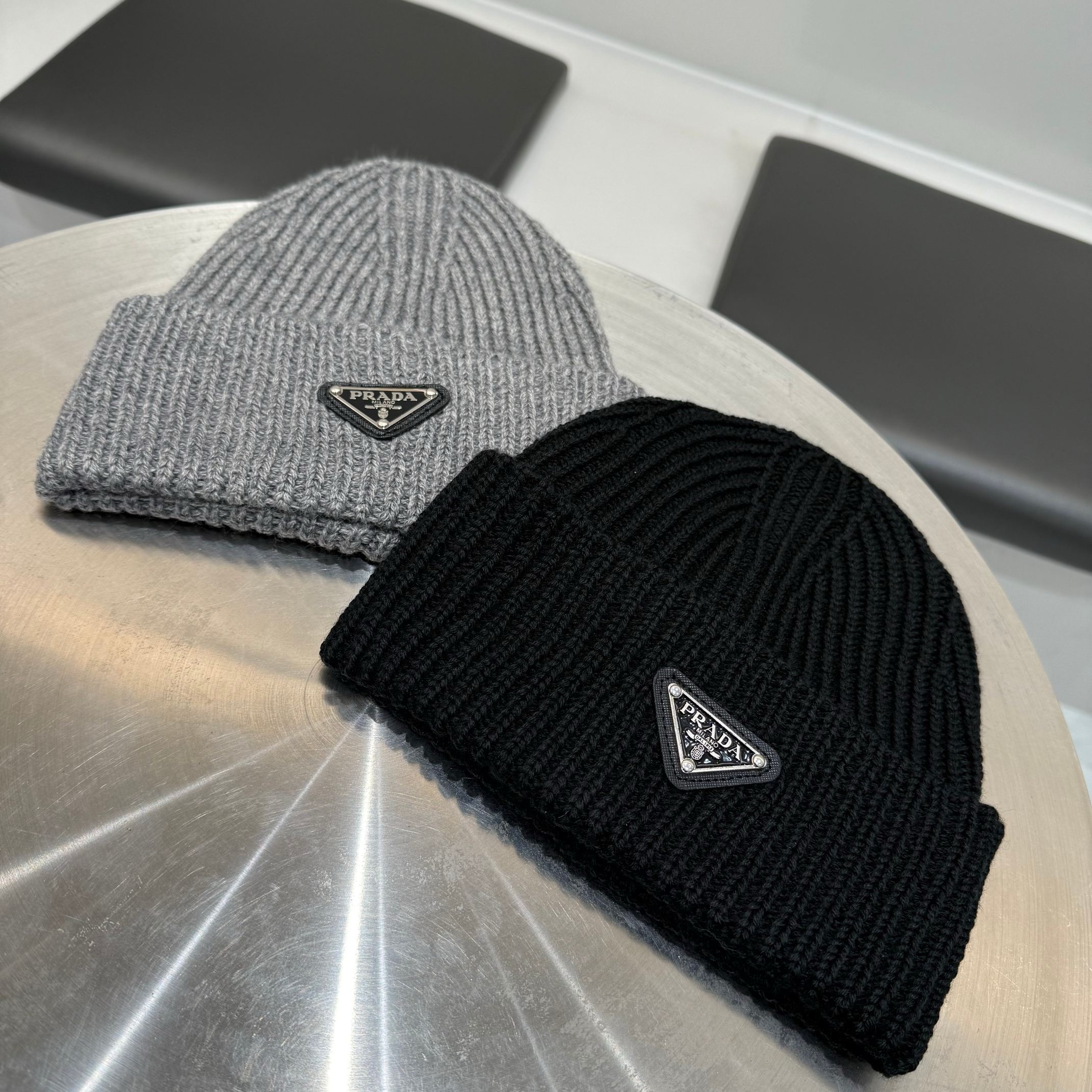 针织帽高级的休闲感 谱拉达 三角形徽标滑雪冷帽