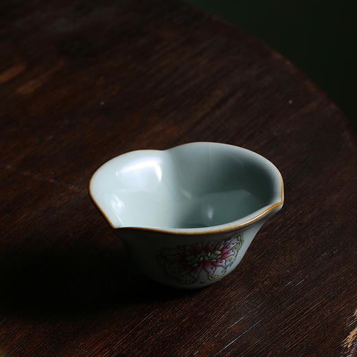 问鼎汝瓷天青老款幽兰杯（珐琅彩） 商品图1