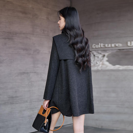 奢姿大码女装2025冬季胖妹妹不规则半高领毛呢时尚轻奢休闲外套9954394375 商品图3