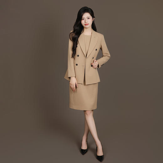 法小曼*子珍专款/羊毛套装女秋季2026新款爆款高级感职业装两件套卡其色长袖西服 商品图6