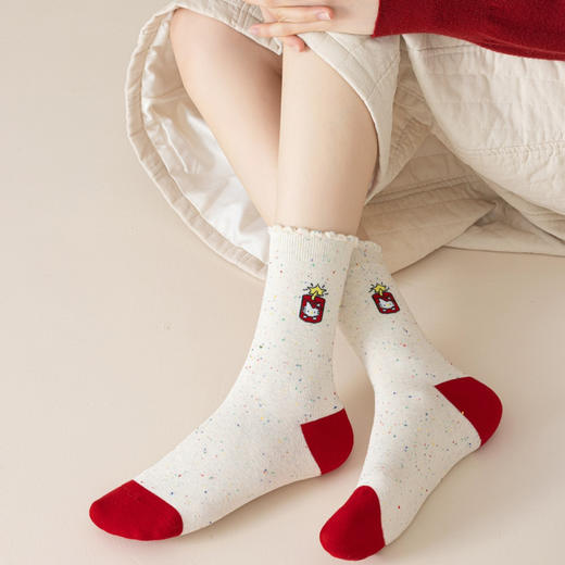 4双礼盒装！2026新年袜本命年大红女袜  超可爱的Kitty猫EGG小熊刺绣+布标蝴蝶结 喜乐元素 商品图4