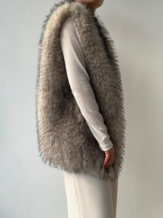 Running Closet｜环保毛长款马甲 [ 米 仿皮草 ] 【LCM】 商品图4