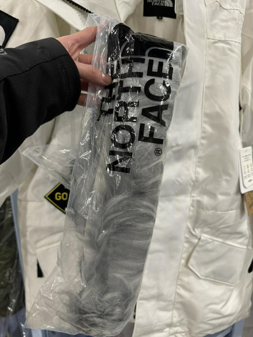 原厂北面THE NORTH FACE logo印花图案拉链连帽羽绒服 男女同款 白色 偏大一码 M L XL XXL0329 商品图4