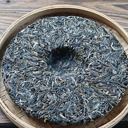 冰岛地界古树茶天花板【茶后地】血统纯！绝对的顶级品质！2024年地界茶后树同地块300-500年古树茶 357g/饼 商品图5