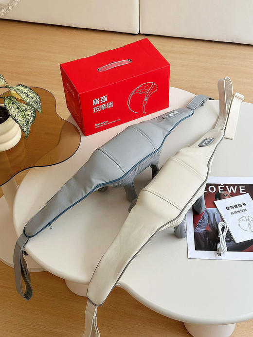 Massage肩颈按摩器  一机全身，‬全家可用‼️，爸爸妈妈家，婆婆公公都来一个 移动的按摩师，⁮打工人的必备神器‼️ 商品图3